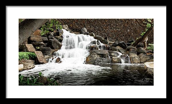 Hawaii Waterfall - Framed Print