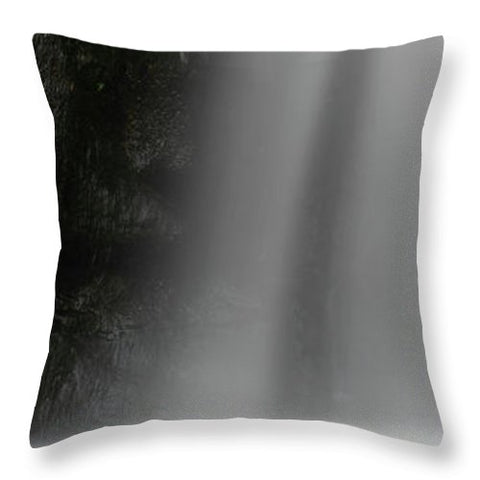 Eaton Wide Crop - Throw Pillow